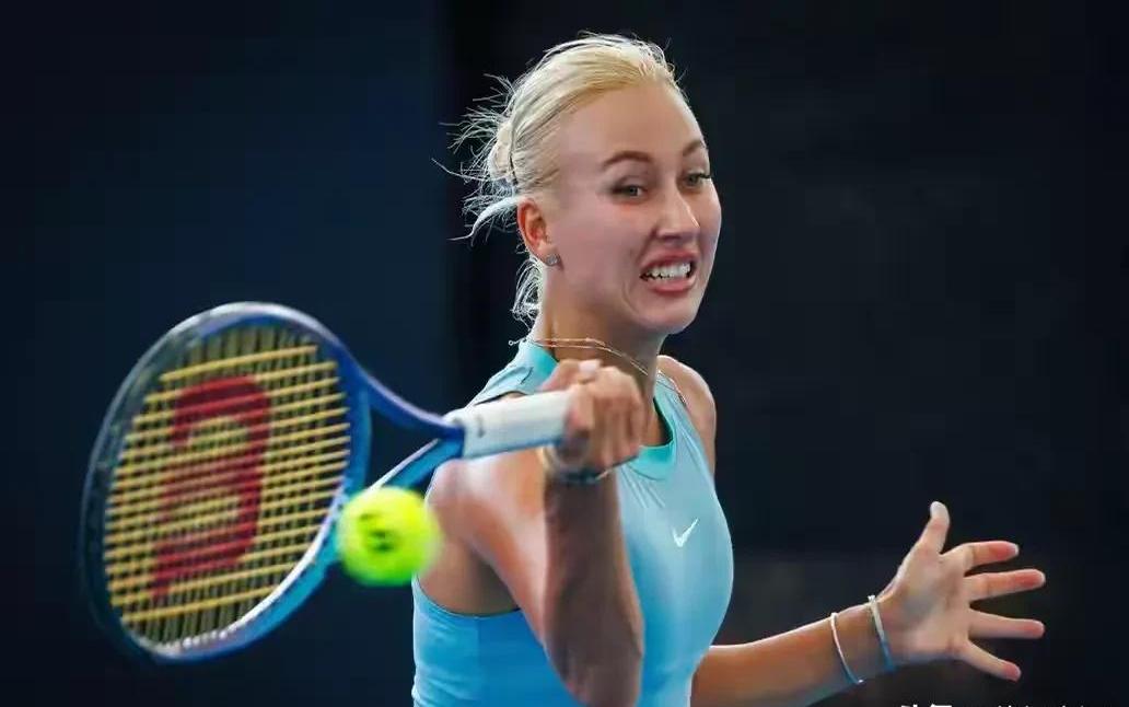 俄罗斯选手在比赛中遭遇困难