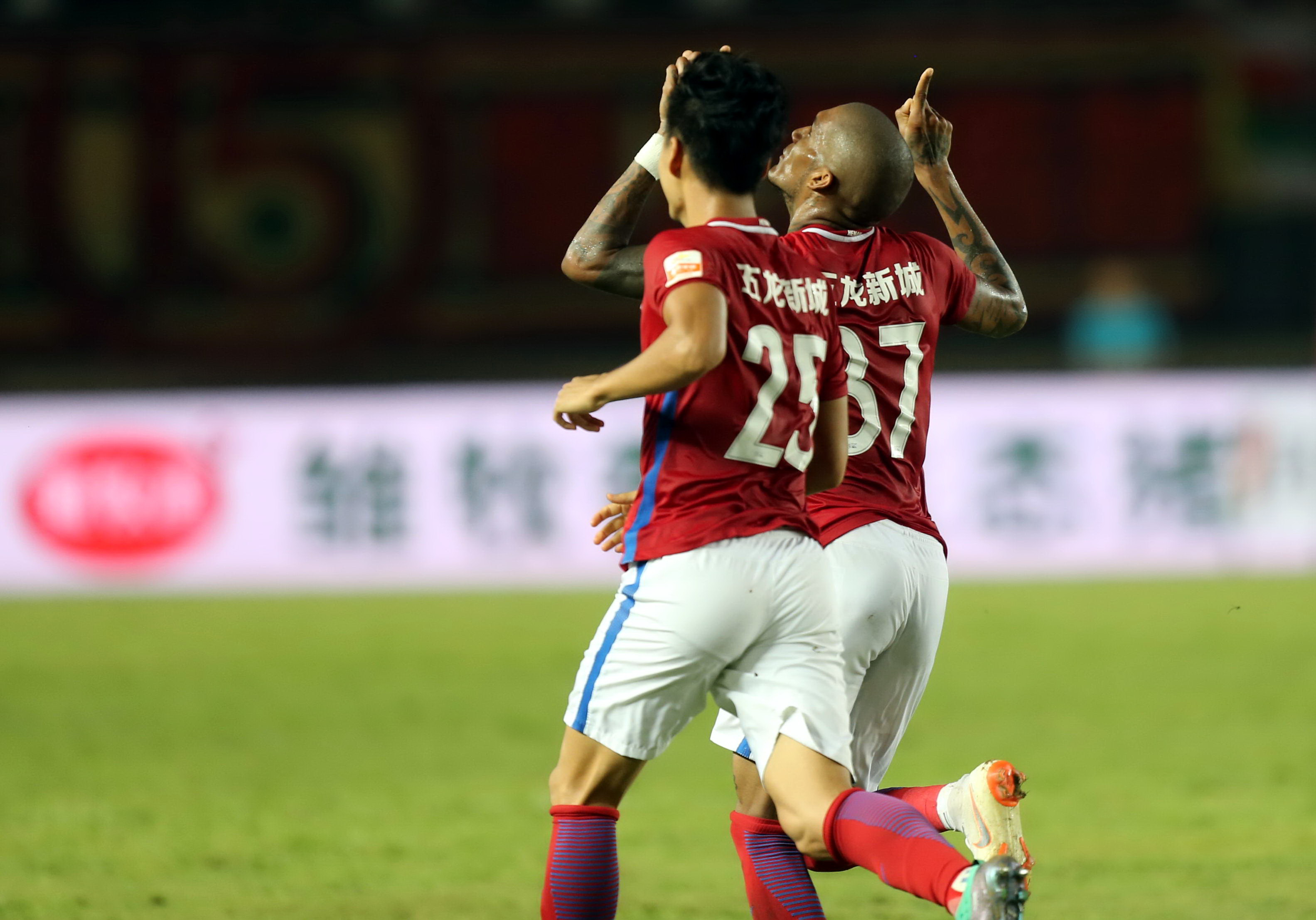 关于苏宁新帅尤西雷上任首秀,客场战平建业的信息 关于苏宁新帅尤西雷上任首秀,客场战平建业的信息