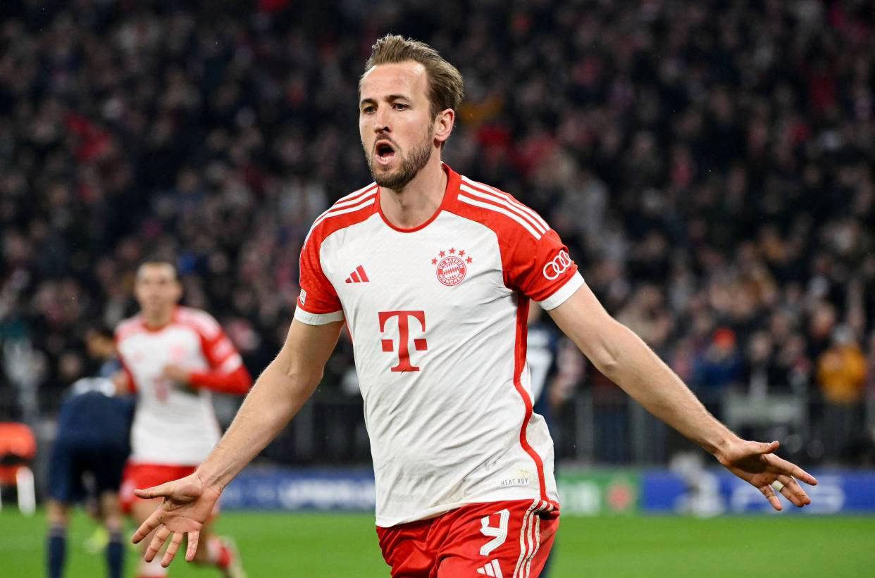 球队超凡表现,横扫对手获胜 球队超凡表现,横扫对手获胜