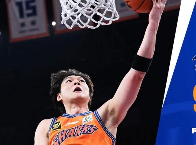 球员鏖战激烈,技术亮眼令人拍案叫绝的简单介绍 球员鏖战激烈,技术亮眼令人拍案叫绝的简单介绍