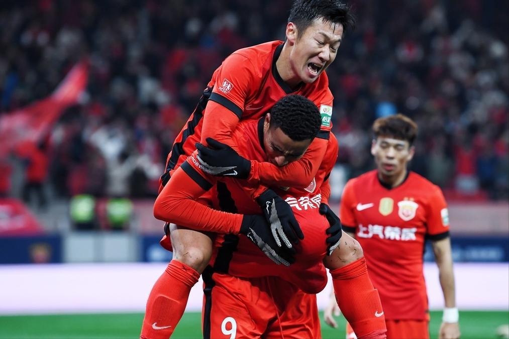 上海上港主场战平对手，暂时失去领先优势的简单介绍