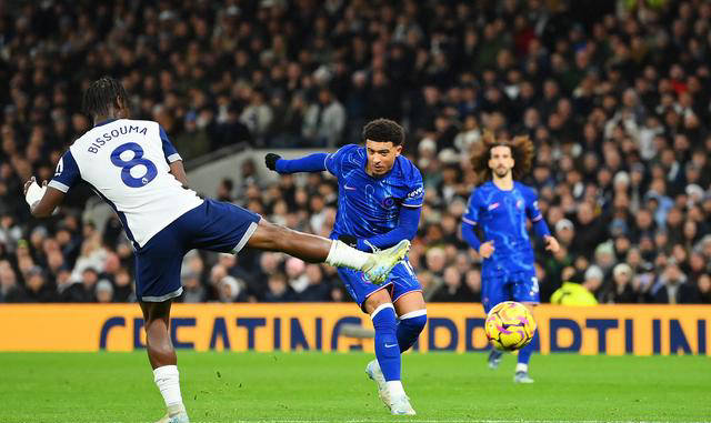 切尔西逆转反超对手,豪取客场胜利 切尔西逆转反超对手,豪取客场胜利