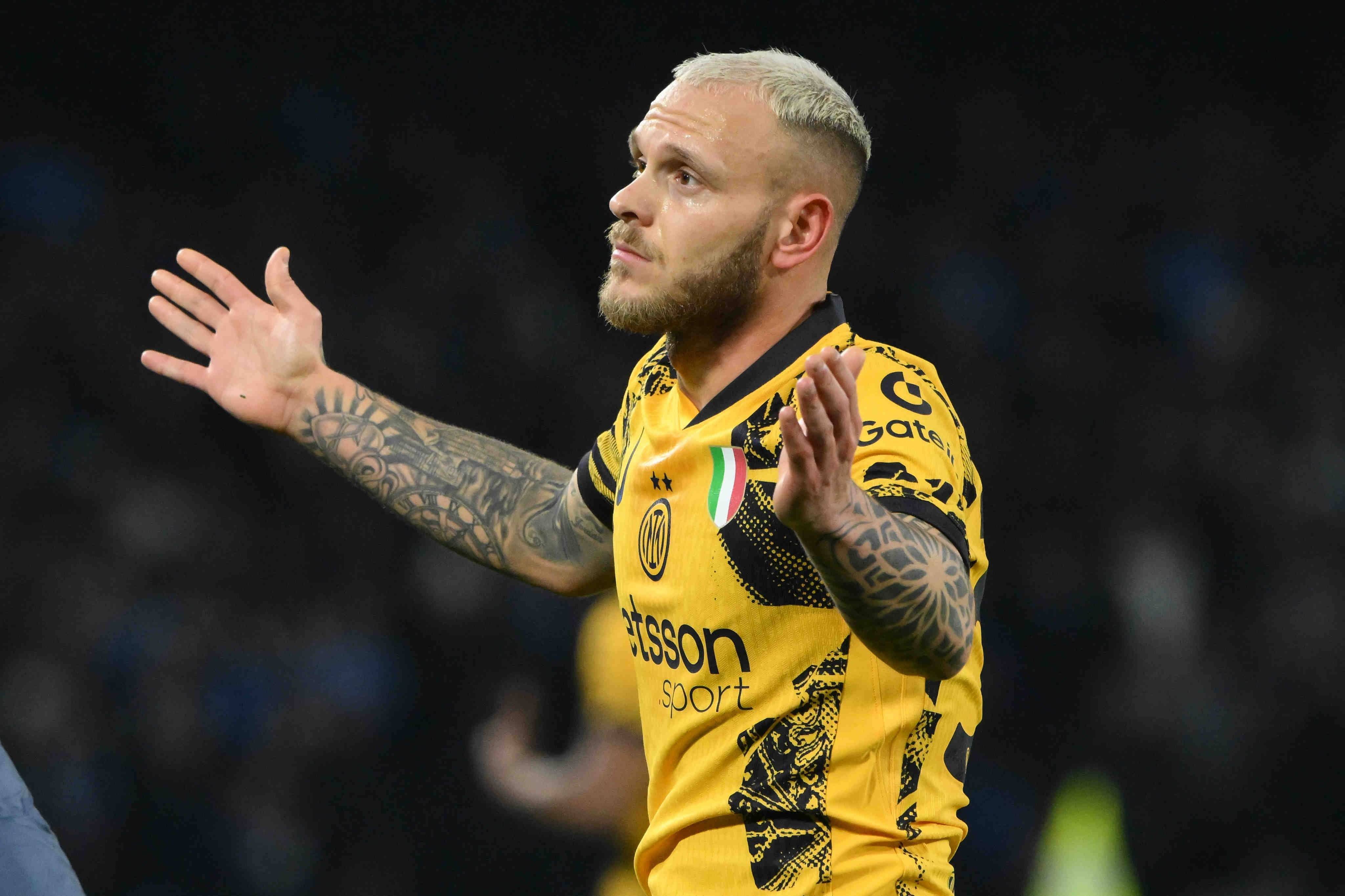 挑战欧预赛冠军之路：球队展现斗志