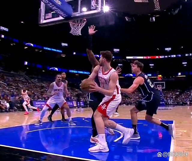 火箭再度胜魔术,主场之行球队状态火热 火箭再度胜魔术,主场之行球队状态火热