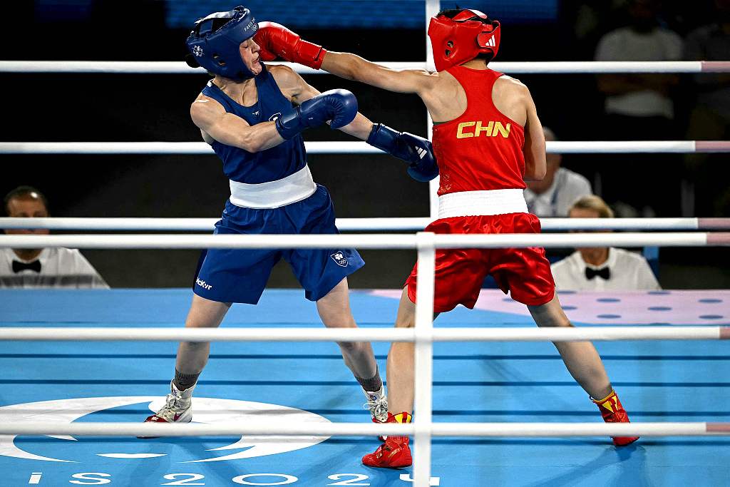 包含冲刺到底!拳击手掀起猛烈攻势,获胜晋级的词条 包含冲刺到底!拳击手掀起猛烈攻势,获胜晋级的词条