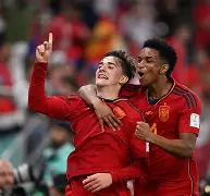 西班牙网球队力克德国网球队，瓦林卡一己之力扛起全队的简单介绍