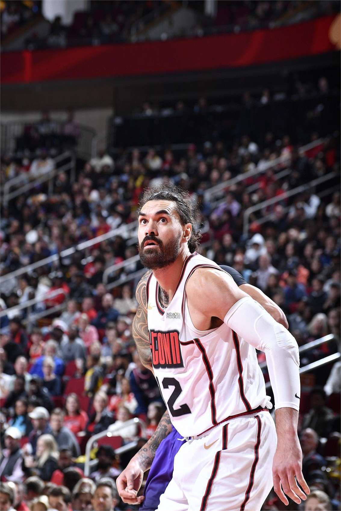 老鹰击败奇才,扬博夫表现抢眼 老鹰击败奇才,扬博夫表现抢眼